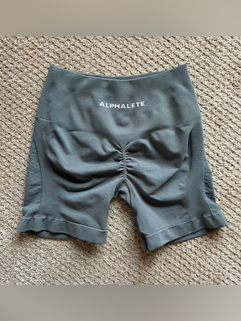Alphalete Amplify Contour 5 Inch Shorts Size: Small